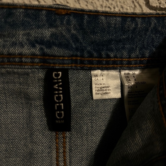H&M Denim Button up A Line skirt - Picture 4 of 4